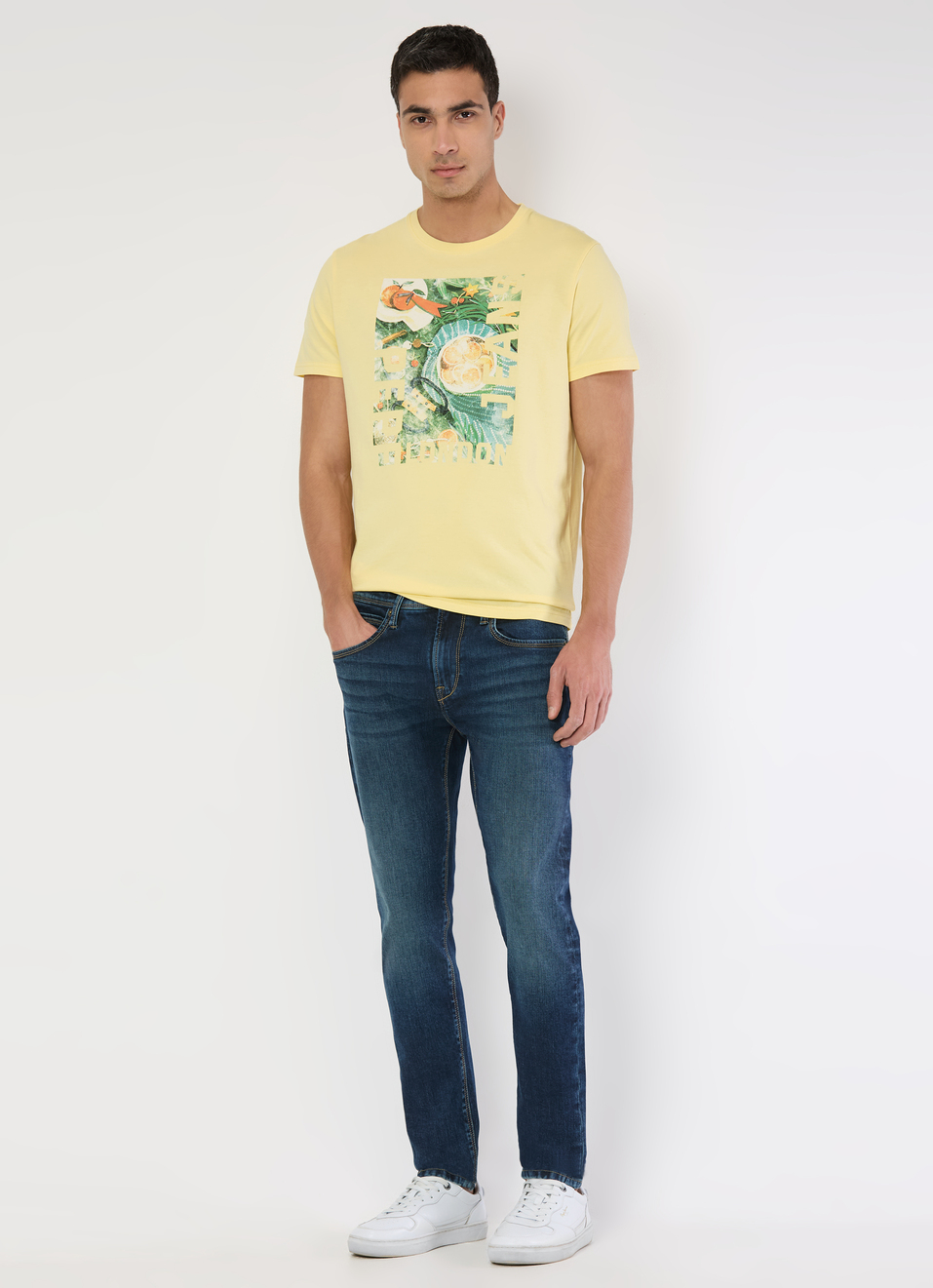 Men White Slim Graphic T-shirt, , large image number 5