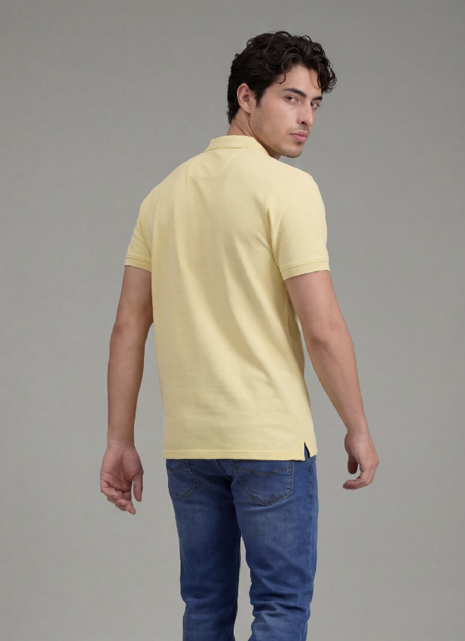 Men Yellow Solid Short Sleeves Polo, , large image number 1