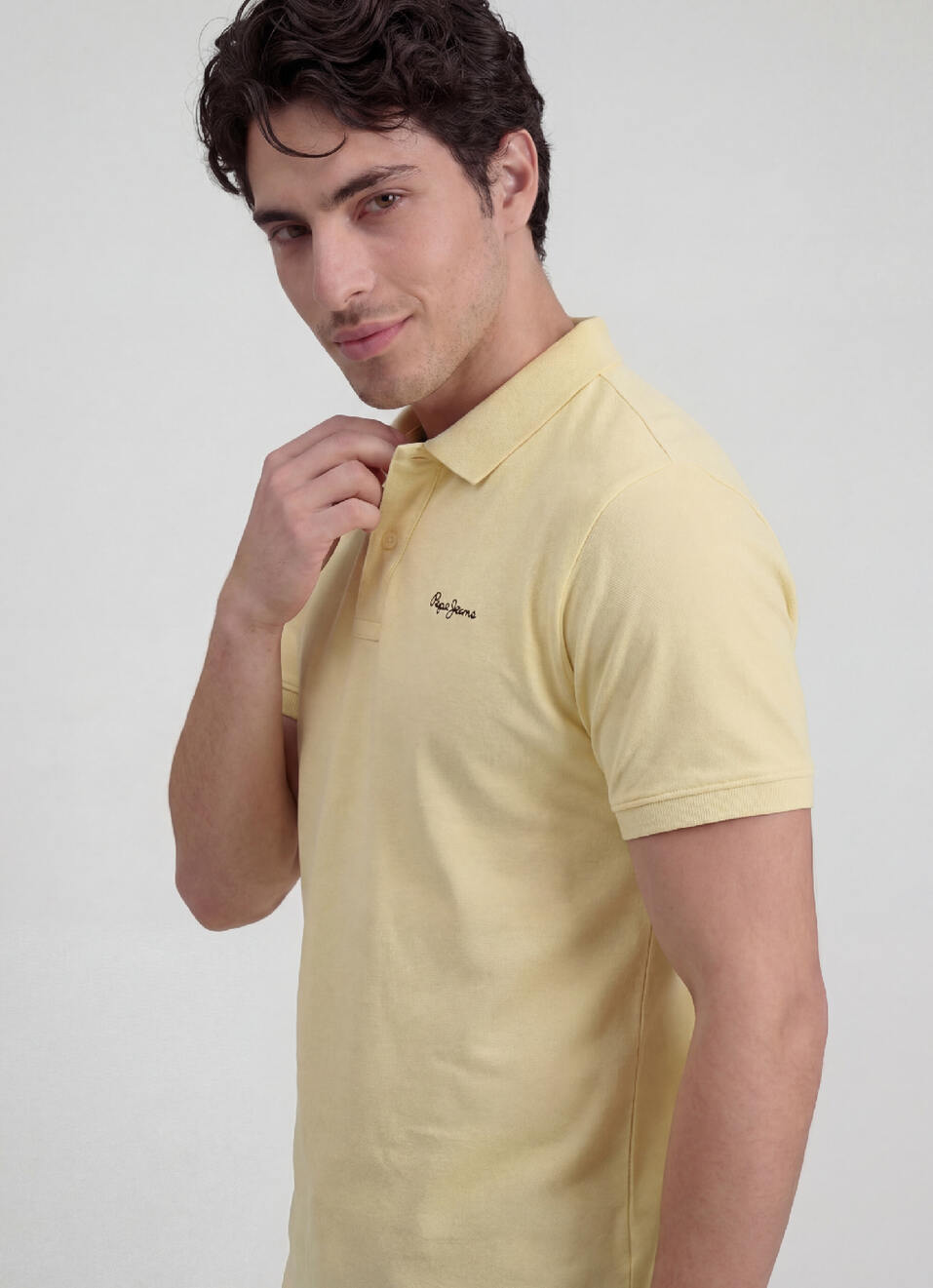 Men Yellow Solid Short Sleeves Polo, , large image number 4