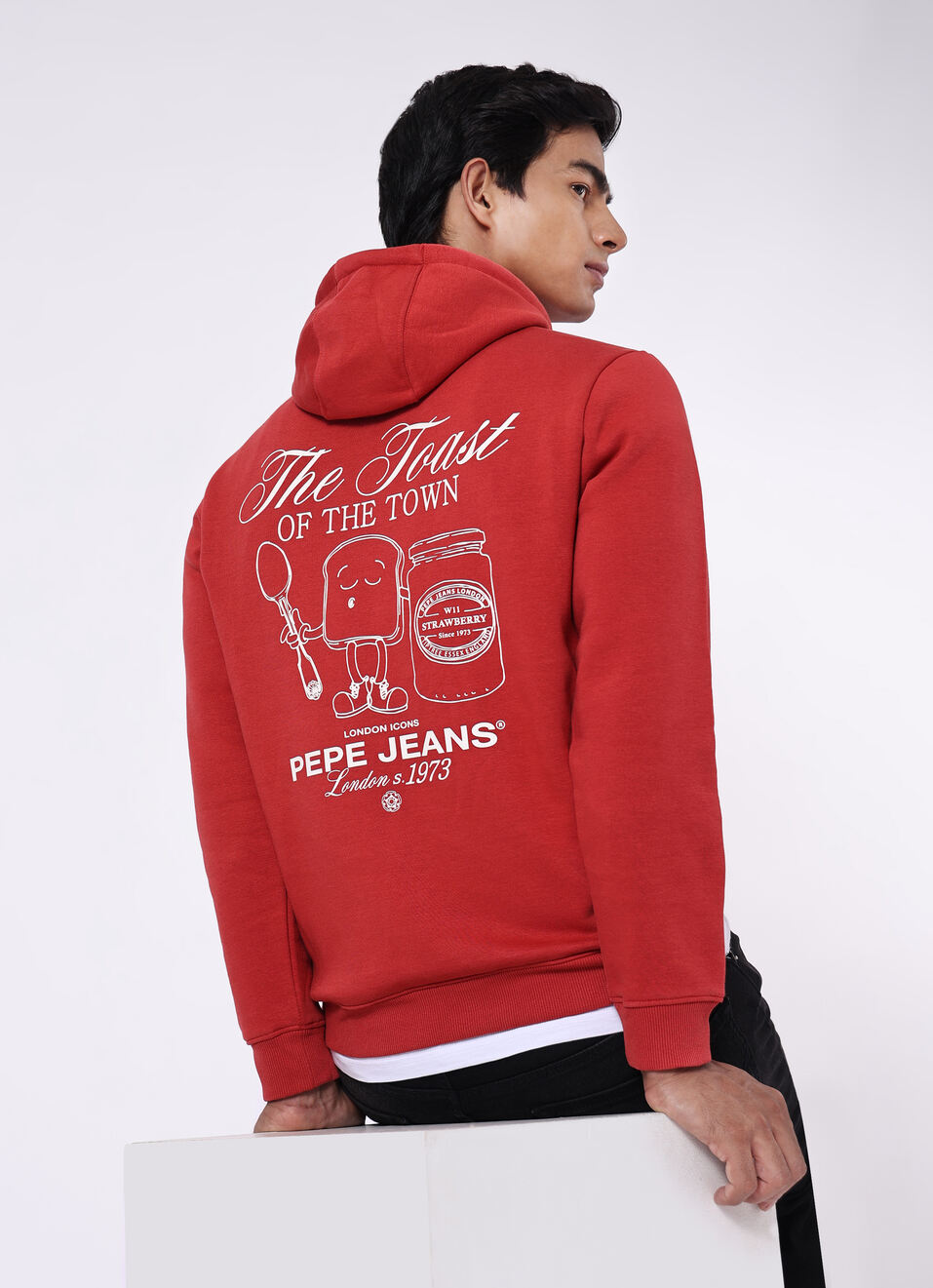 Men Red Back Graphic Print Regular Fit Hoodie, , large image number 0